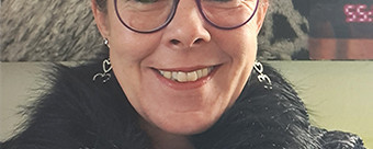 Porträtfoto der Autorin Anna Kaffee