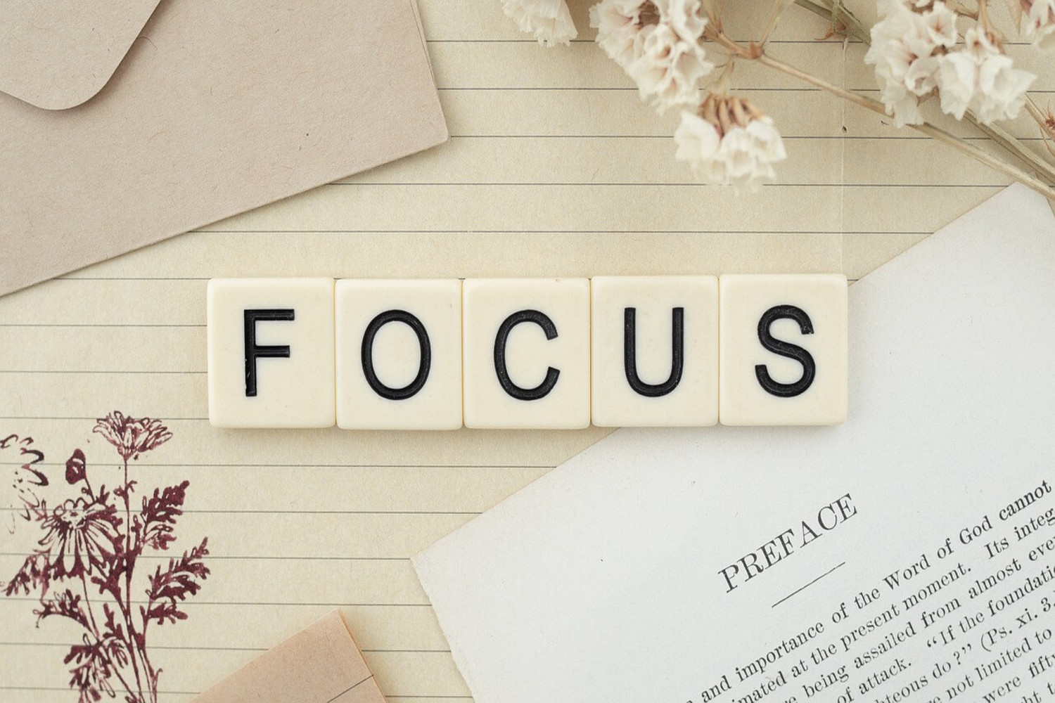 Focus Buchstaben Blume