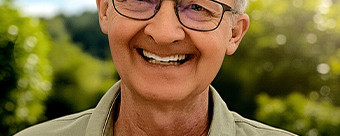 Porträtfoto des Autors Peter Ryser
