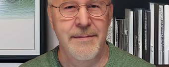 Porträtfoto der Autor Dieter Zehrt
