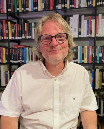 Porträtfoto des Autors Andreas Heider