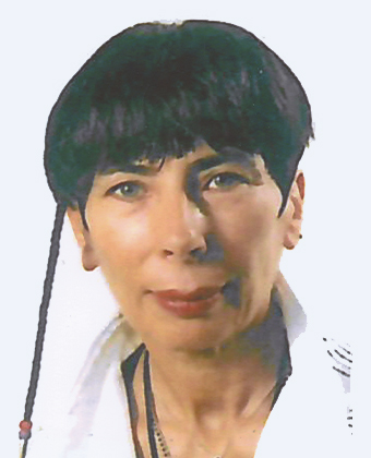 Porträtfoto von Autorin R. Alice Hinnen