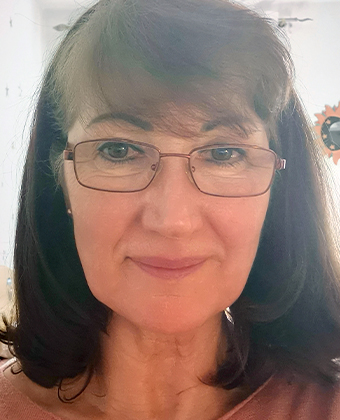 Porträtfoto der Autorin Manuela Rösel