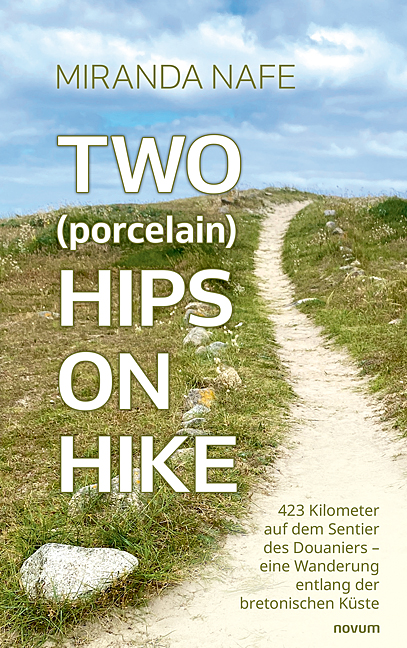 Two (porcelain) Hips On Hike Two (porcelain) Hips On Hike
